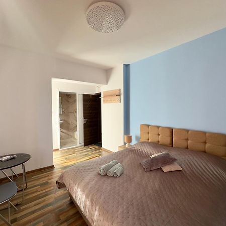 Navial 1 Hotell Gabrovo Eksteriør bilde