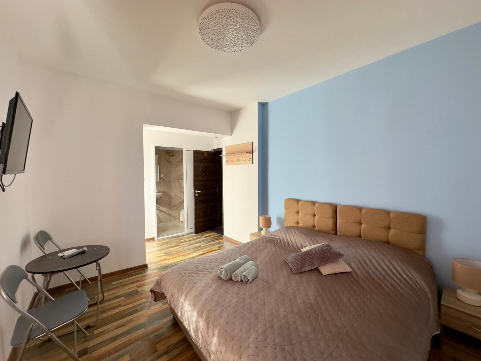 Navial 1 Hotell Gabrovo Eksteriør bilde