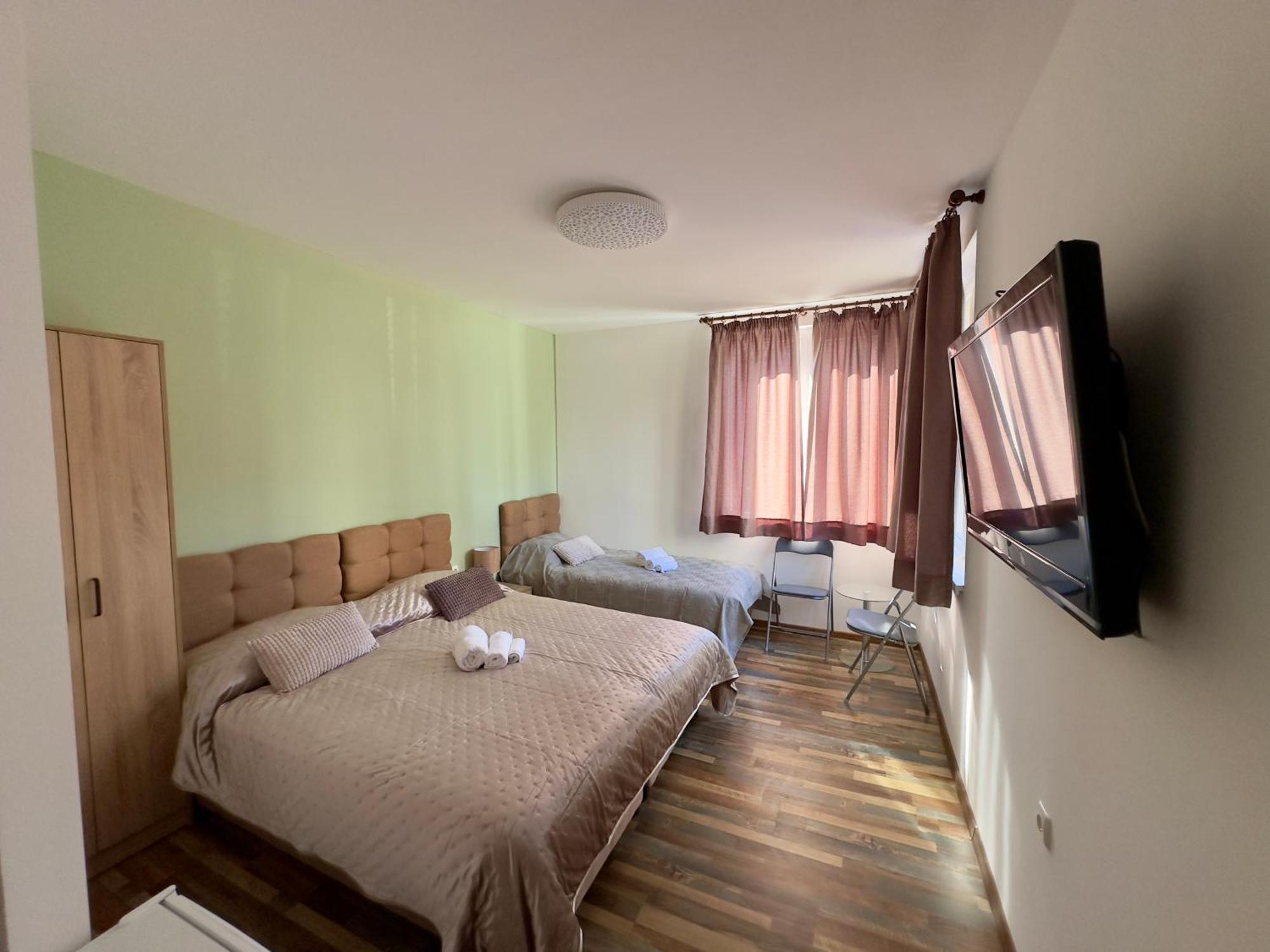 Navial 1 Hotell Gabrovo Eksteriør bilde