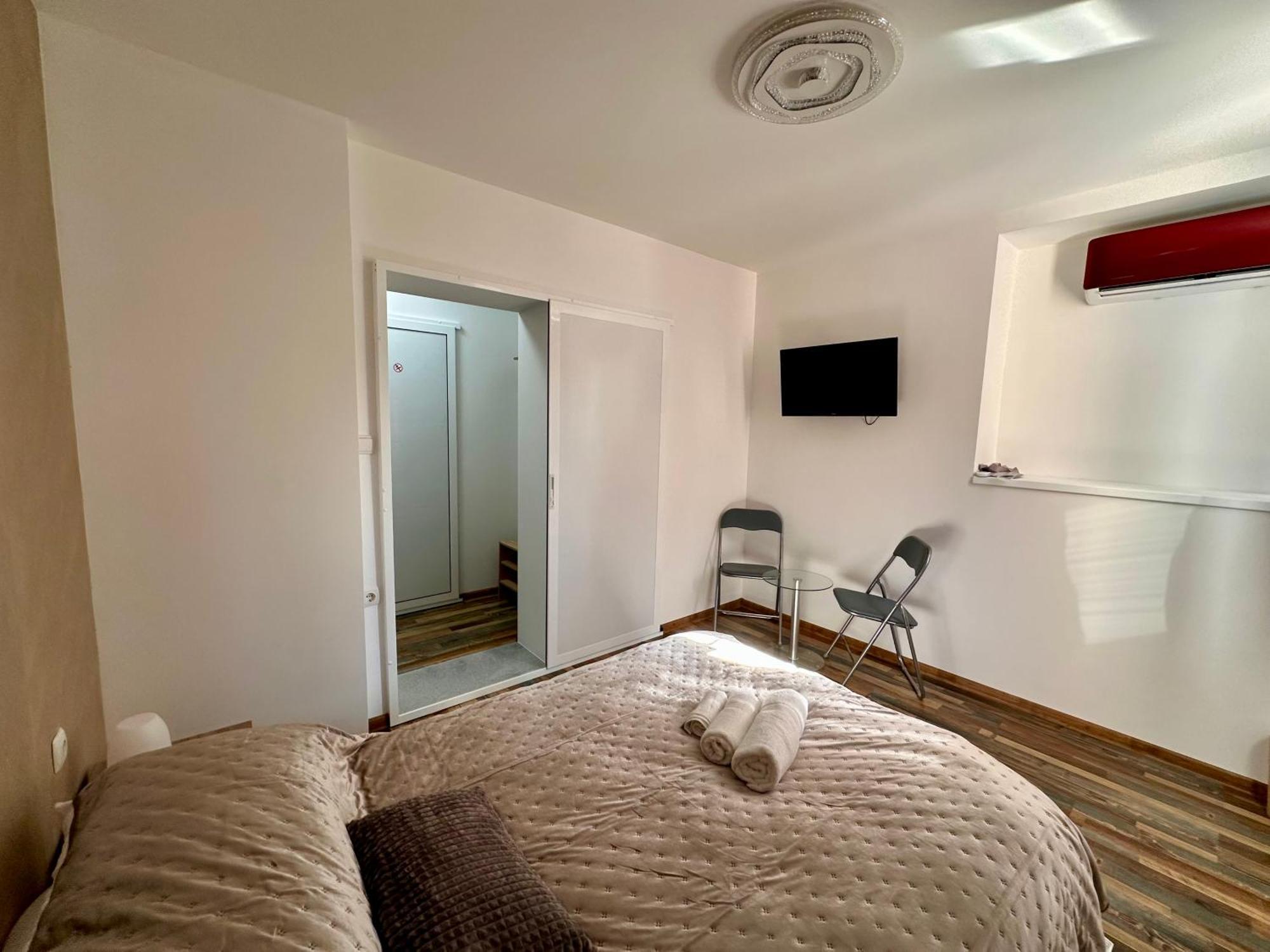 Navial 1 Hotell Gabrovo Eksteriør bilde